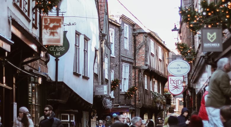 De-10-meest-sfeervolle-kerstmarkten-in-Engeland-en-Schotland-York-780x428