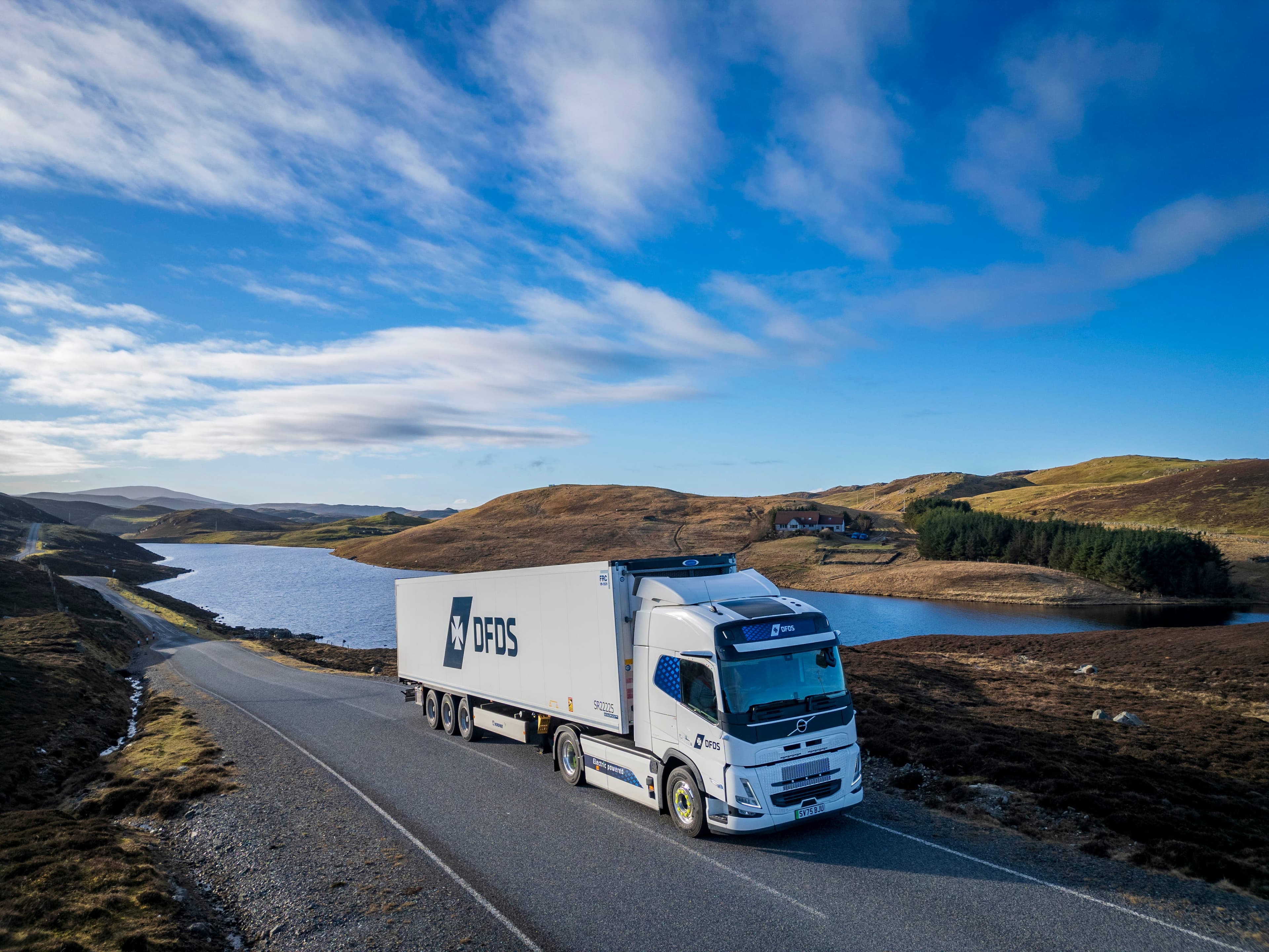 DFDS electric Volvo truck transporting temperature-sensitive goods in Shetland.