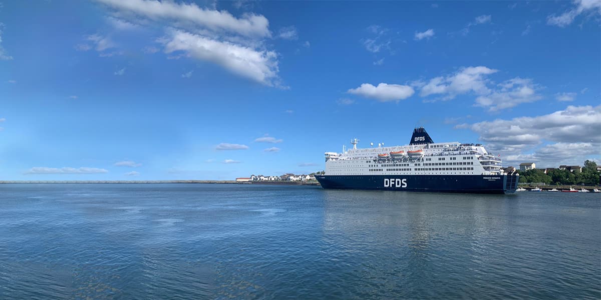 Ferries to Holland - Header