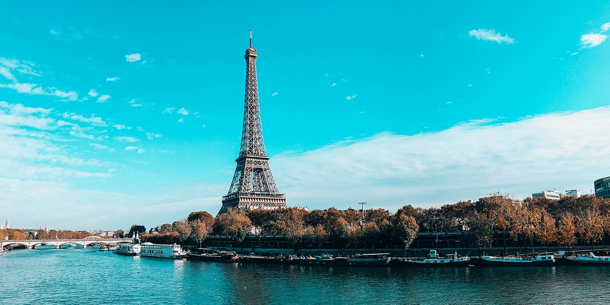 Top 10 places to propose in europe -eiffel